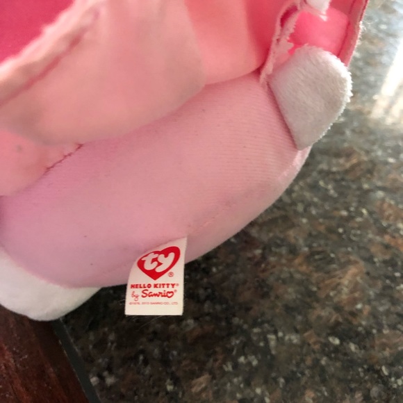 Hello kitty plush and cosmetic bag - Picture 8 of 8